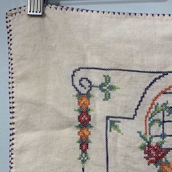 Vintage Cross-stitch Floral Pineapple Hearts Linen Tea Towel Runner 39.5” x 16” - Picture 5 of 17